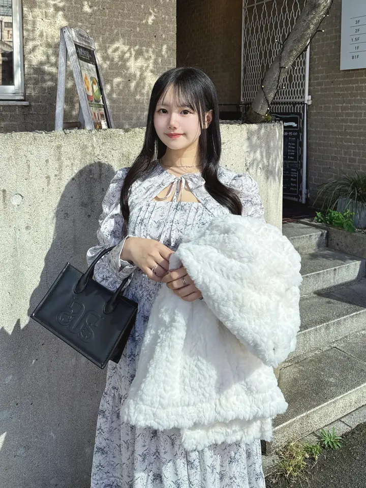 ゴールドボタンファーコート｜evelyn（エブリン）公式通販サイト