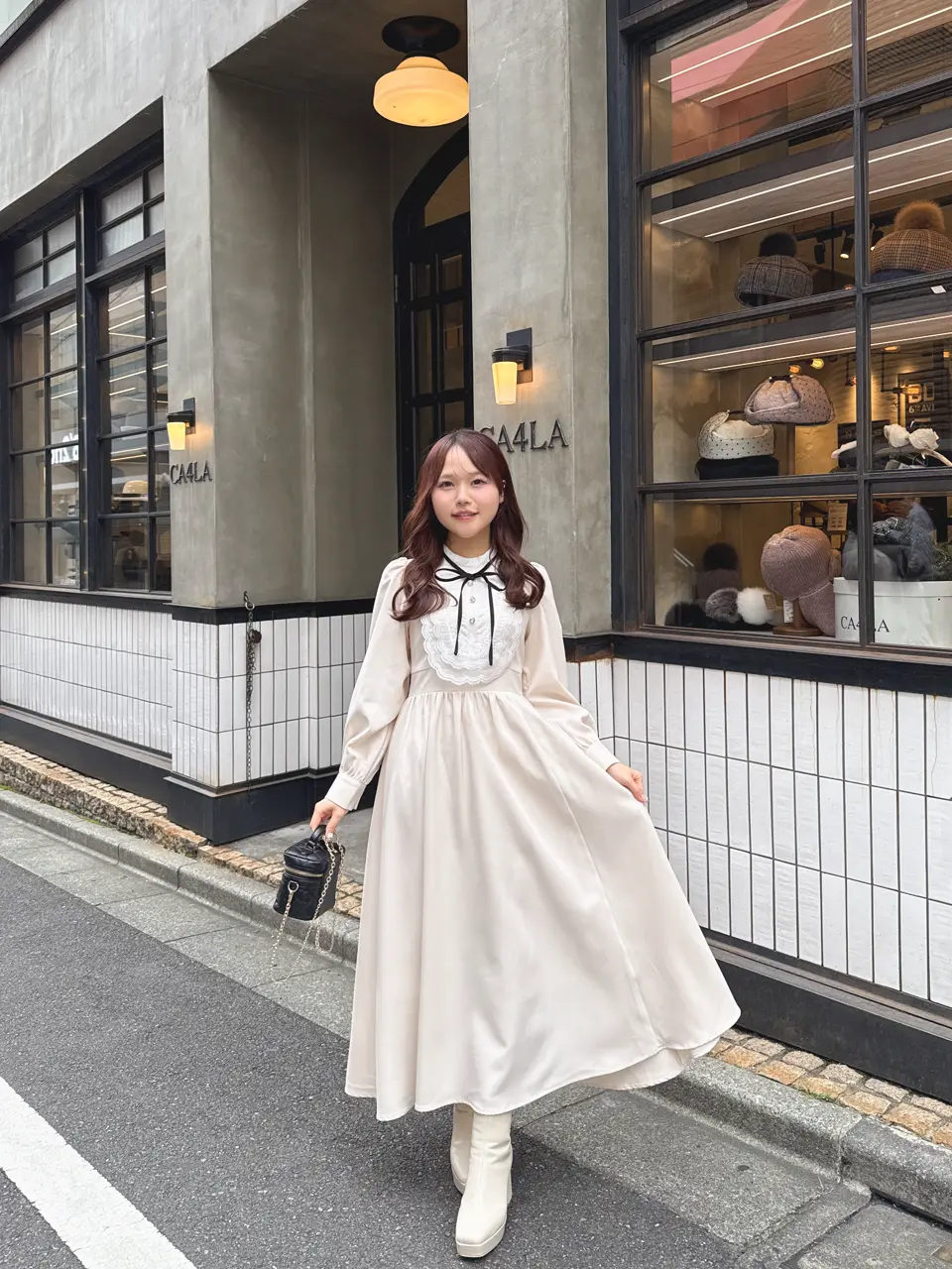 は*ぴ様 グラントイーワンズ　レギュラーガードル　70　カフェオーレ&チェリー ヨークビジューフレアワンピース｜evelyn（エブリン）公式通販サイト