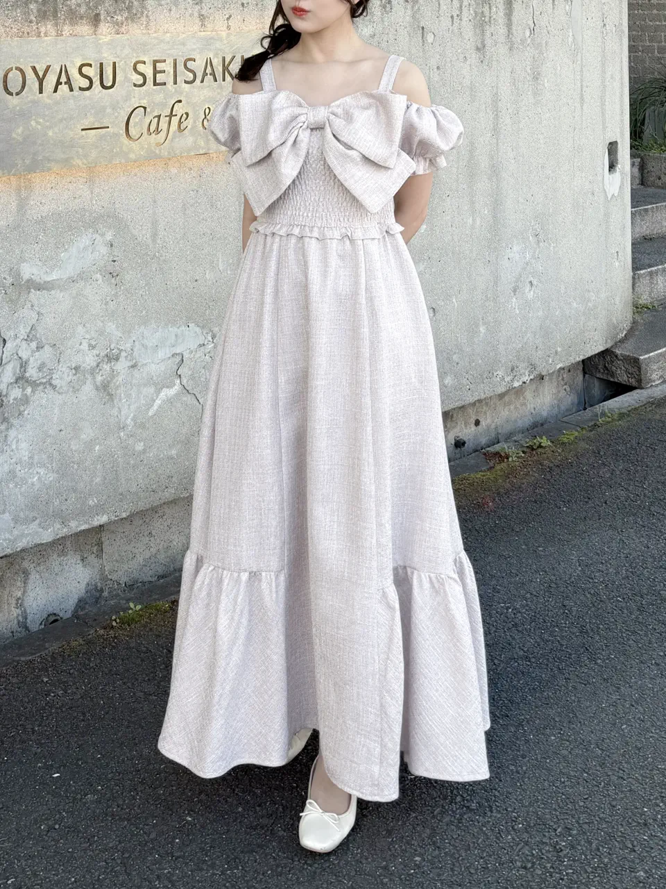An MILLE　ビッグリボンオフショルワンピース ビッグリボンオフショルワンピース｜evelyn（エブリン）公式通販サイト