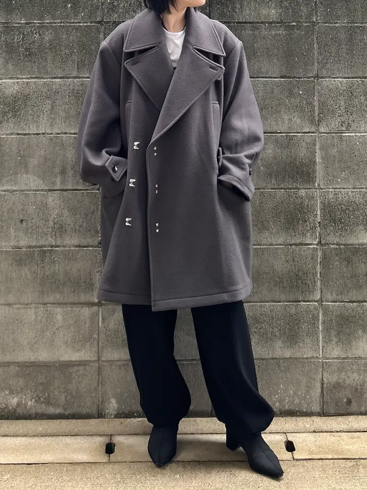 Middle Peacoat