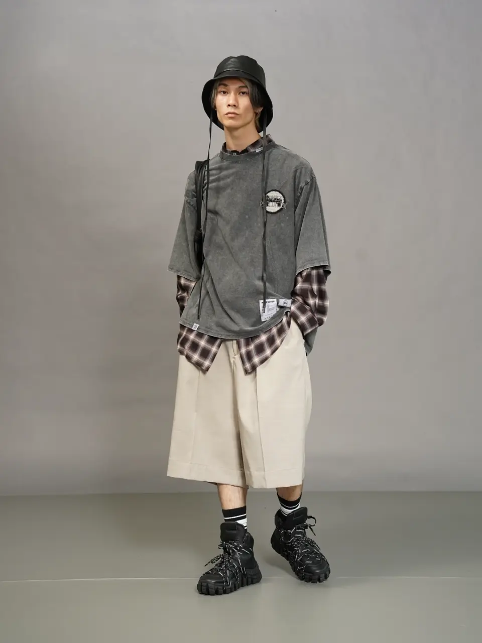 ９／21までお値下げ　25AW新作　メゾンスペシャル　38 黒 MAISON SPECIAL 「MAISON SPECIAL」 ダメージ加工デニムパンツ