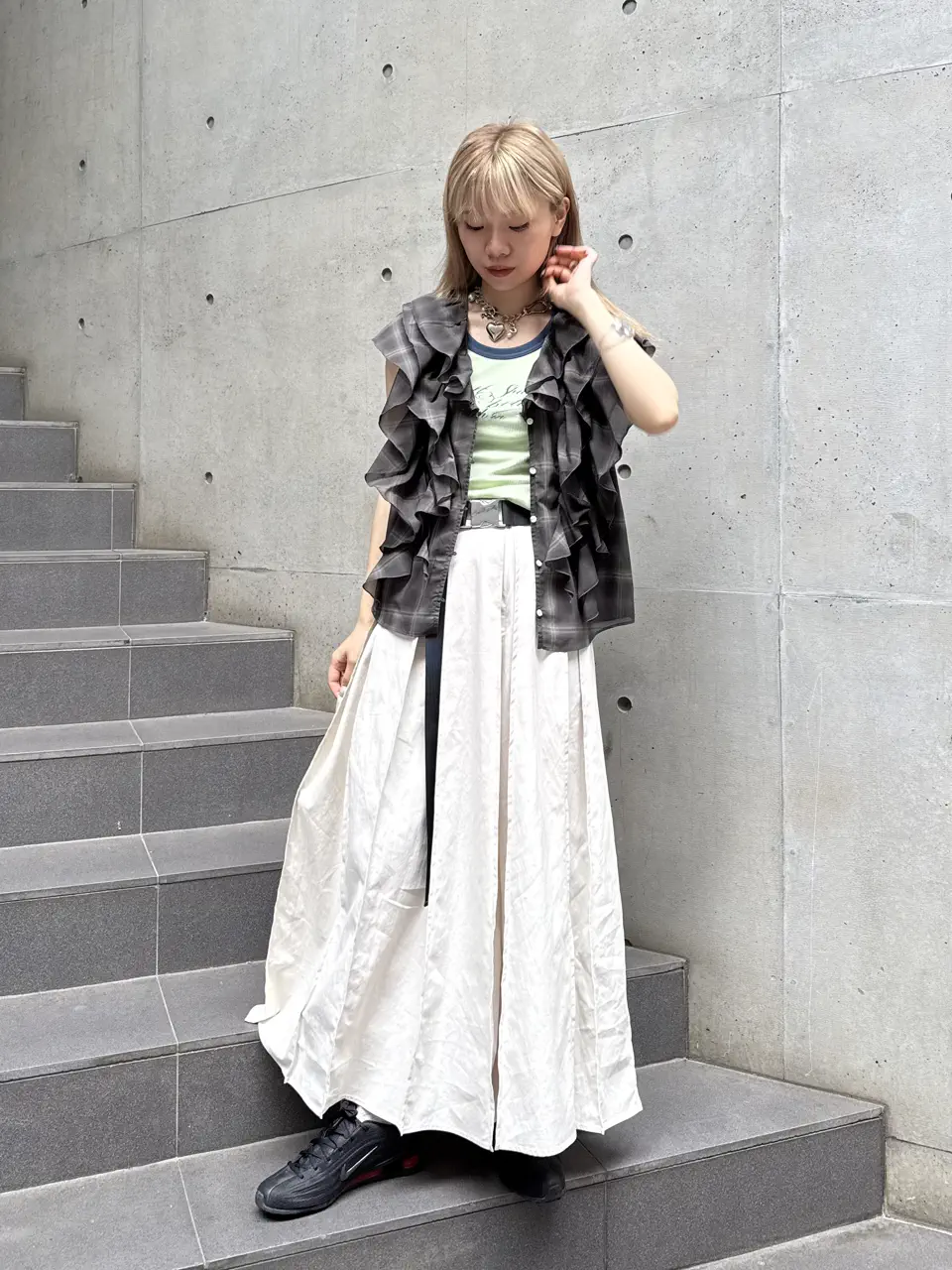 SALE】Ruffle Check Shirts
