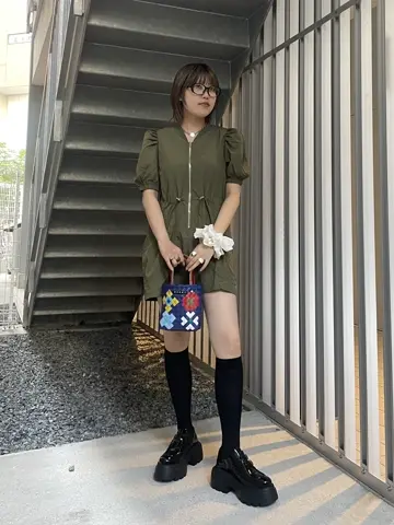 セール！国内配送 セザンヌ 花柄 ジャンプスーツ コンビショート ショートジャンプスーツ | Narcissus WEB STORE