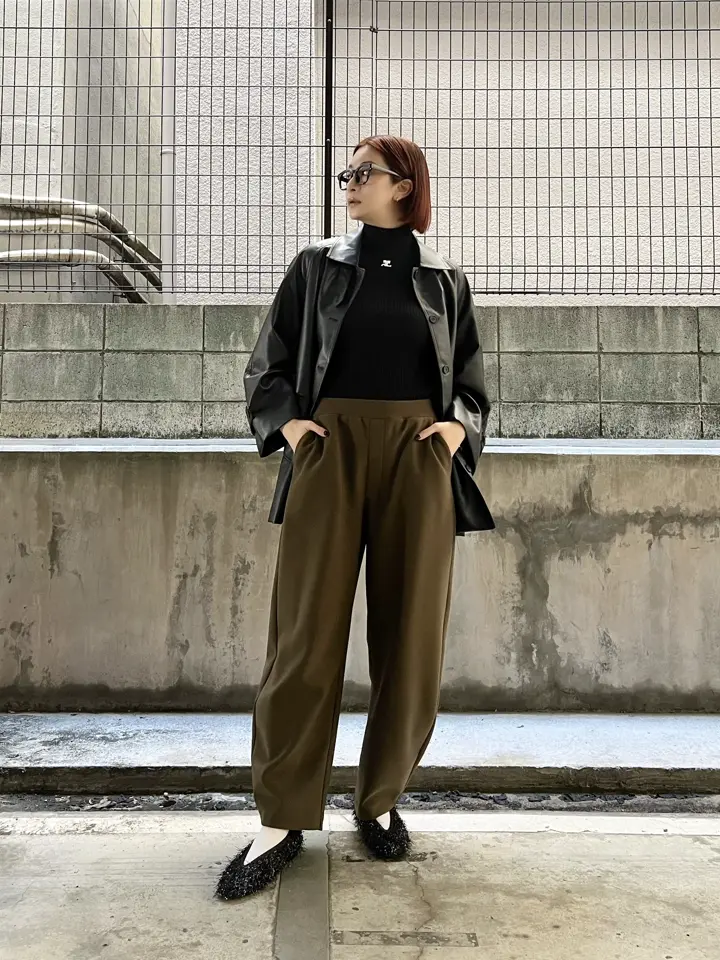 COURREGES WOMANタートルロゴニット | Narcissus WEB STORE