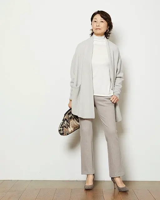 スーパーファインメリノ・カシミヤ混カーディガン/DoCLASSE