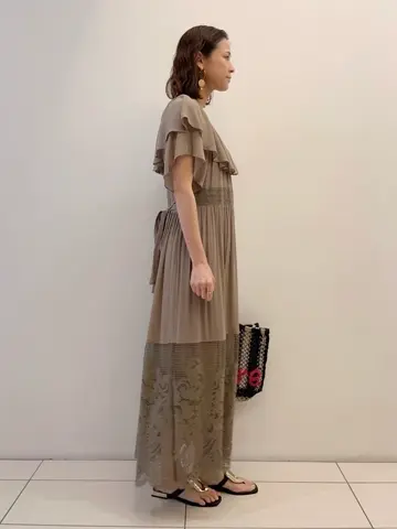 GRACE CONTINENTAL 亀田 未希 コーディネート画像