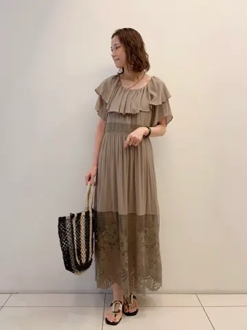 GRACE CONTINENTAL 亀田 未希 コーディネート画像