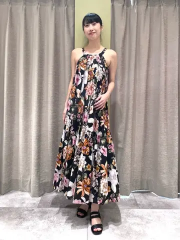 GRACE CONTINENTAL 端場　わかな コーディネート画像