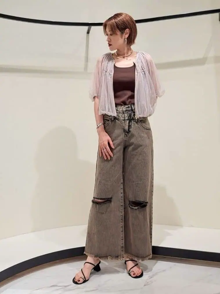 GRACE CONTINENTAL 今野　志保 コーディネート画像