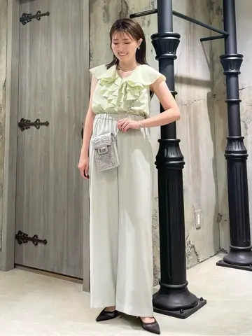 GRACE CONTINENTAL minami コーディネート画像