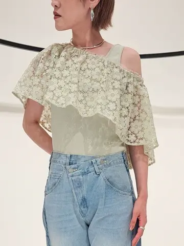 GRACE CONTINENTAL 今野　志保 コーディネート画像