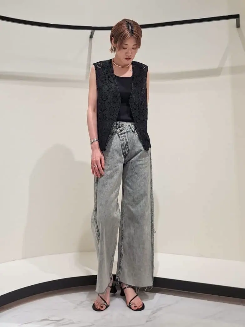 GRACE CONTINENTAL 今野　志保 コーディネート画像