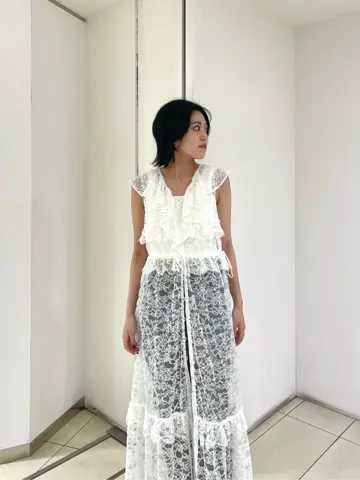 GRACE CONTINENTAL yoshi コーディネート画像