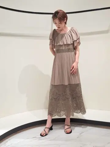 GRACE CONTINENTAL 今野　志保 コーディネート画像