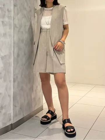 GRACE CONTINENTAL 岩永 春佳 コーディネート画像