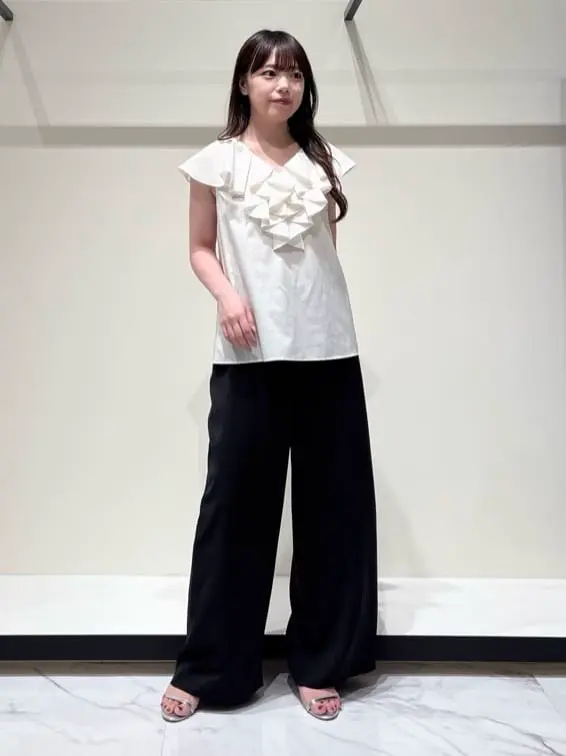 GRACE CONTINENTAL 平野 裕華 コーディネート画像