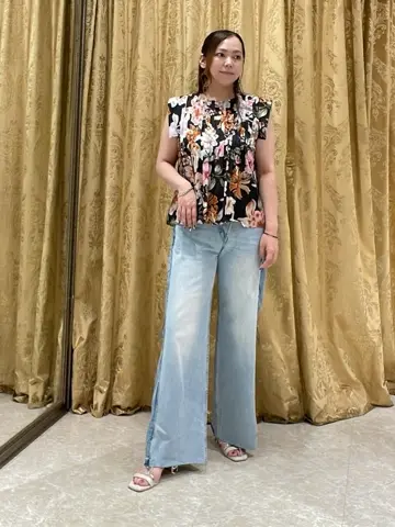 GRACE CONTINENTAL 泉　敦子 コーディネート画像