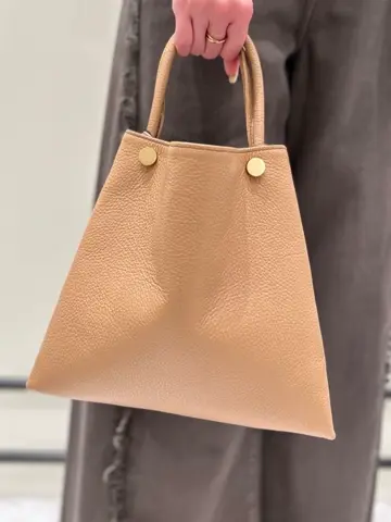 GRACE CONTINENTAL Taura コーディネート画像