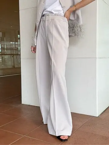 GRACE CONTINENTAL FUKUSHIMA YURIE コーディネート画像