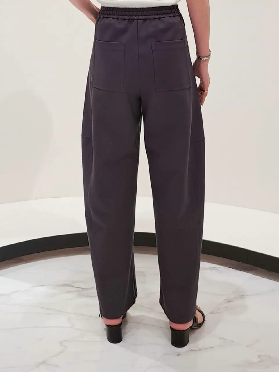 GRACE CONTINENTAL 今野　志保 コーディネート画像