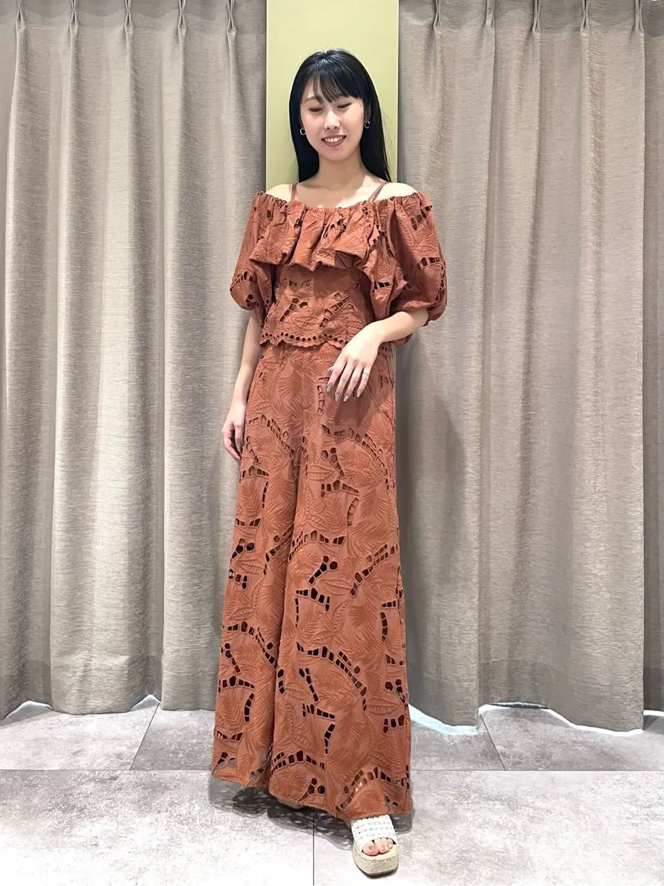 GRACE CONTINENTAL 端場　わかな コーディネート画像