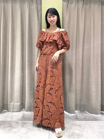 GRACE CONTINENTAL 端場　わかな コーディネート画像