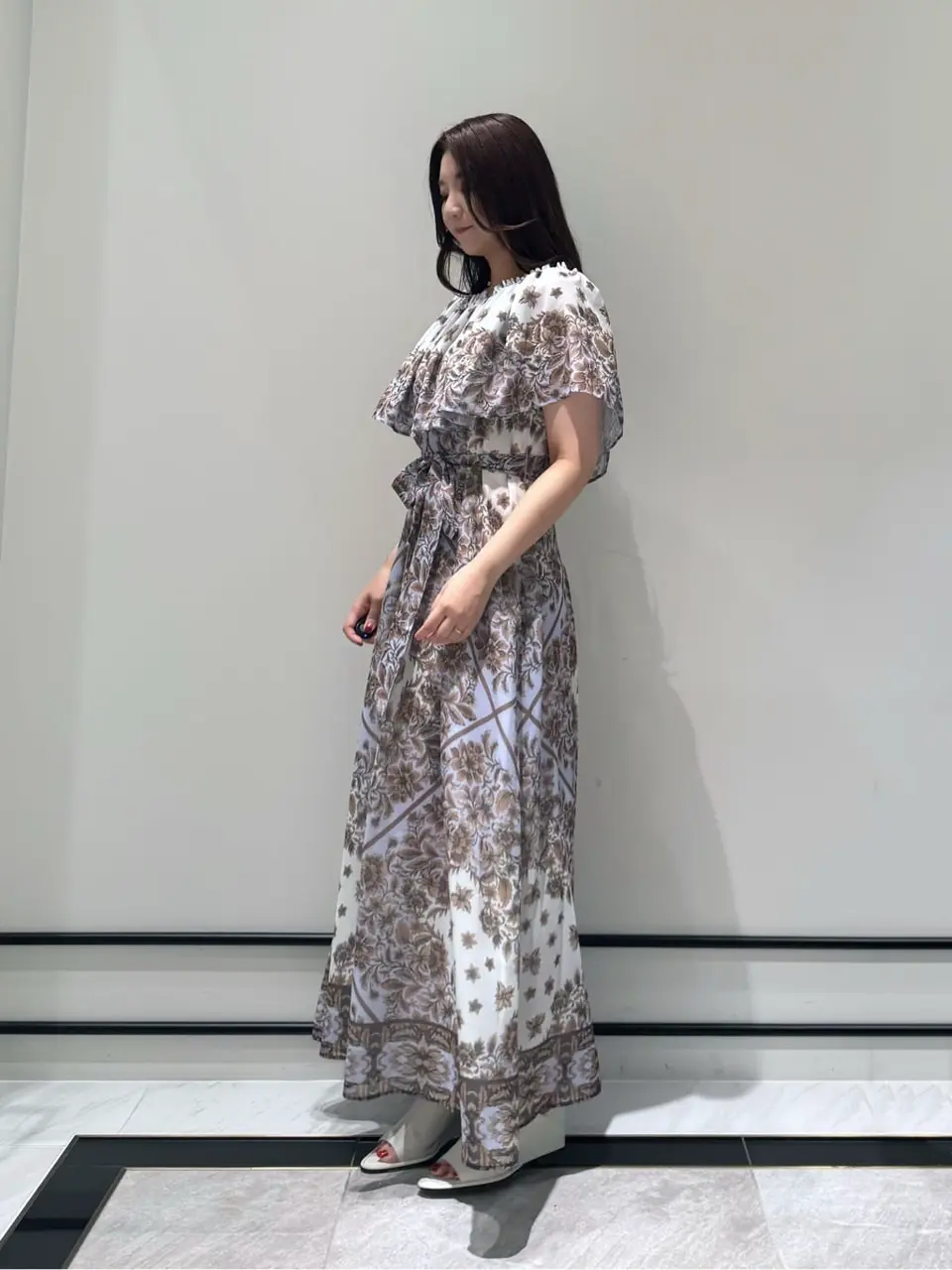 GRACE CONTINENTAL MOMOKO コーディネート画像