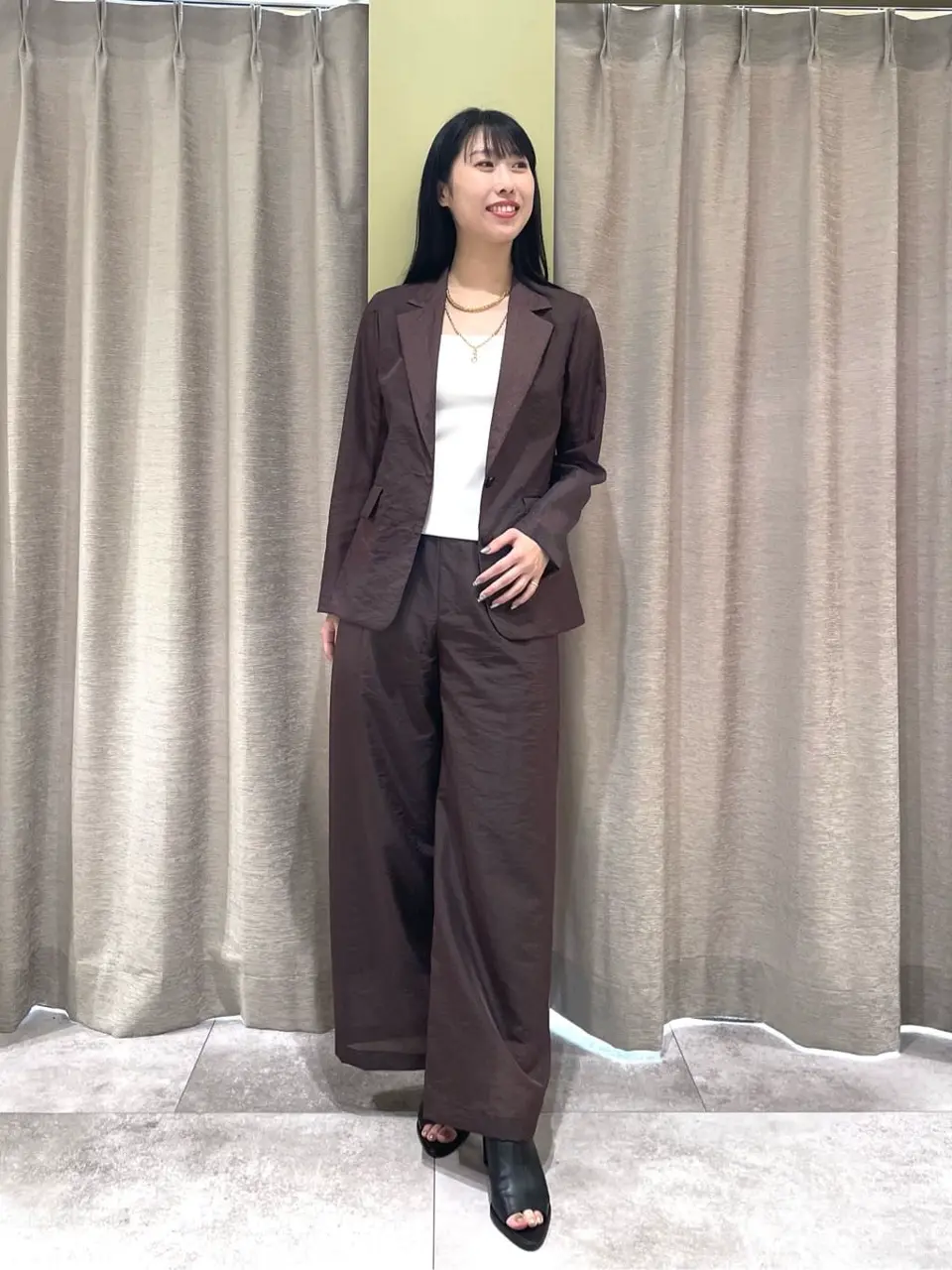 GRACE CONTINENTAL 端場　わかな コーディネート画像