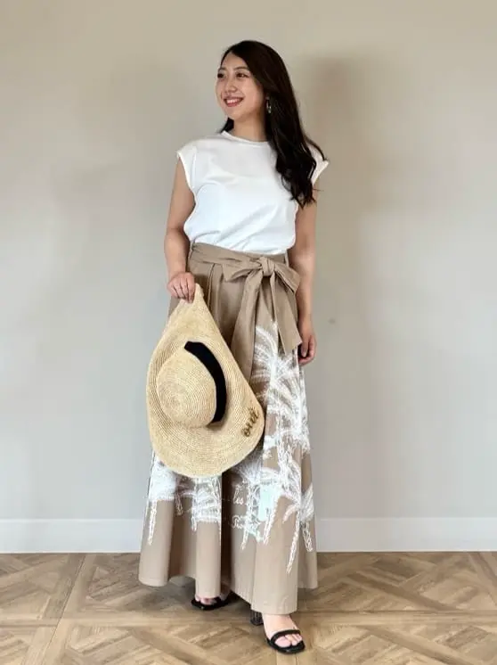 GRACE CONTINENTAL HIGASHIGAWA.R コーディネート画像