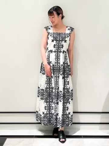 GRACE CONTINENTAL CHISAKO.S コーディネート画像