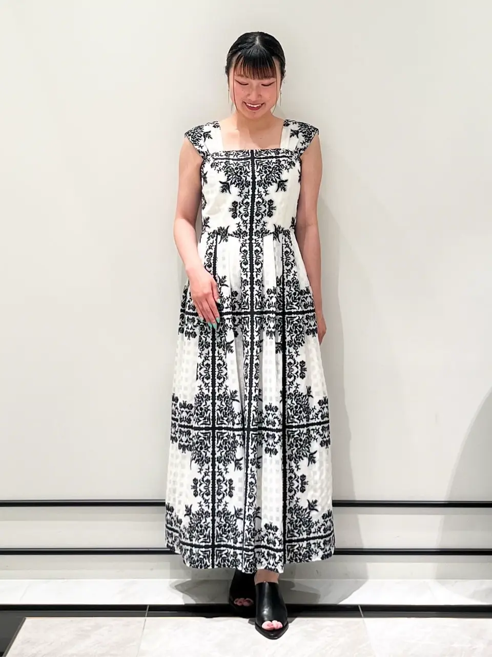 GRACE CONTINENTAL CHISAKO.S コーディネート画像