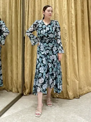 GRACE CONTINENTAL 泉　敦子 コーディネート画像