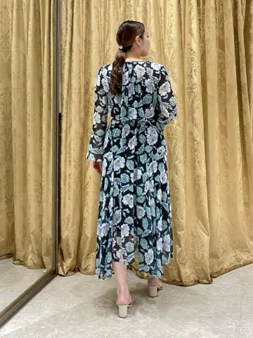 GRACE CONTINENTAL 泉　敦子 コーディネート画像