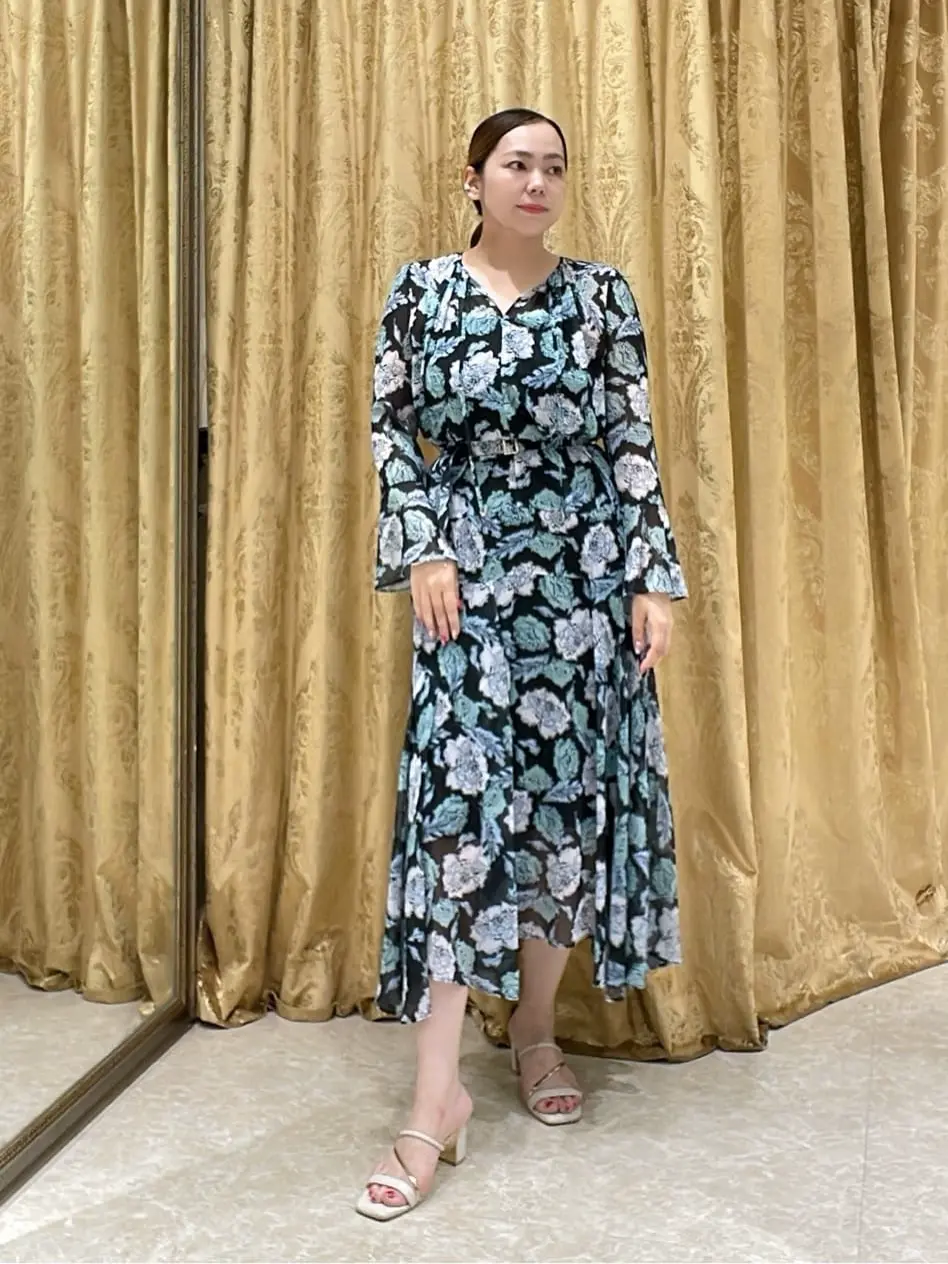 GRACE CONTINENTAL 泉　敦子 コーディネート画像