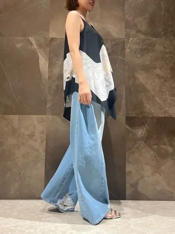 GRACE CONTINENTAL 穐山　香織 コーディネート画像