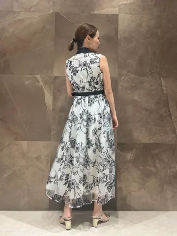 GRACE CONTINENTAL 穐山　香織 コーディネート画像