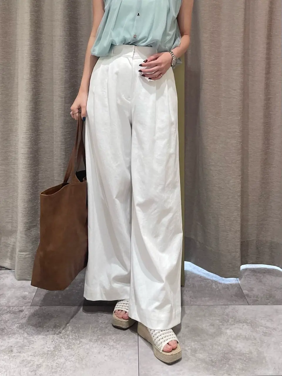 GRACE CONTINENTAL 端場　わかな コーディネート画像