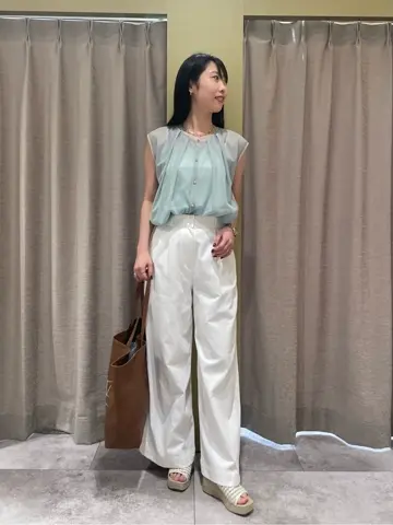 GRACE CONTINENTAL 端場　わかな コーディネート画像