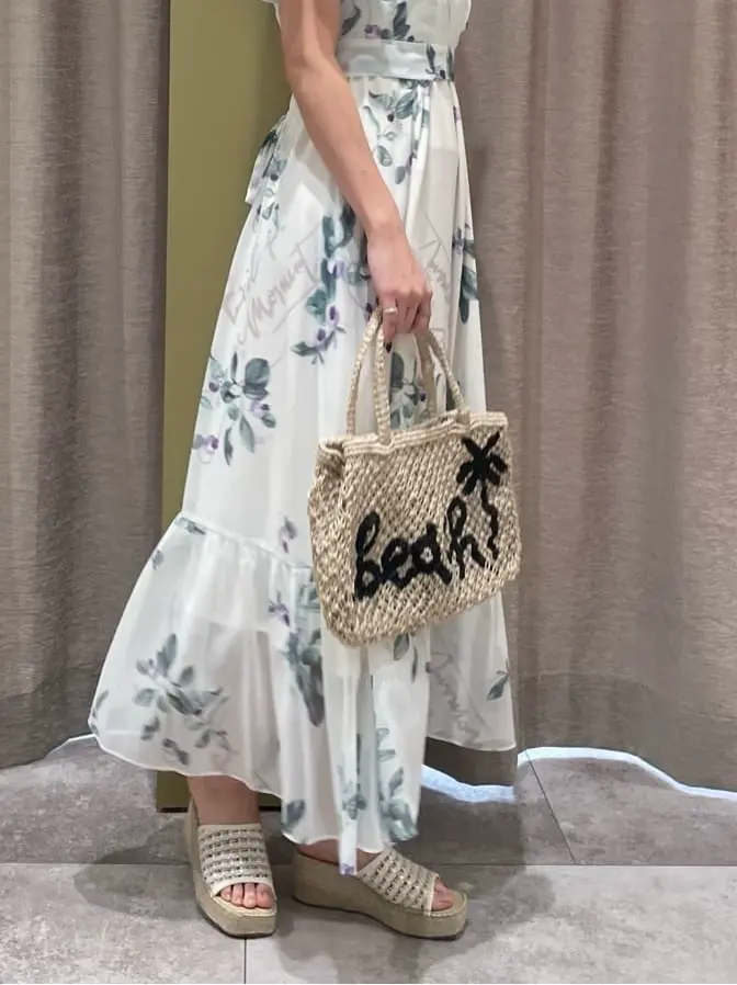 GRACE CONTINENTAL 端場　わかな コーディネート画像