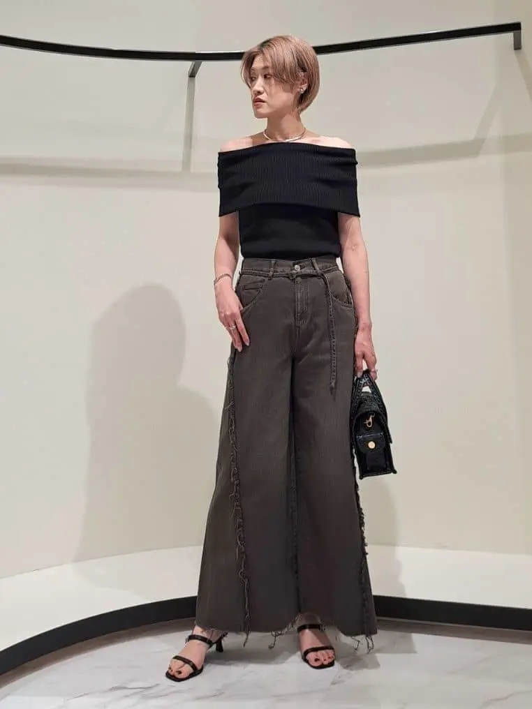 GRACE CONTINENTAL 今野　志保 コーディネート画像