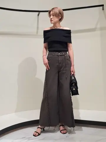 GRACE CONTINENTAL 今野　志保 コーディネート画像