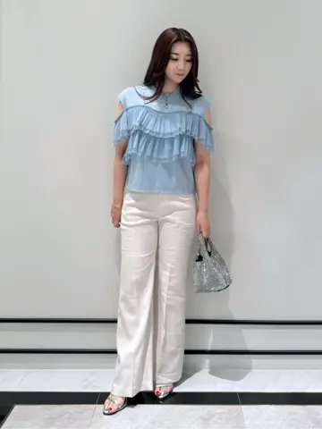 GRACE CONTINENTAL MOMOKO コーディネート画像