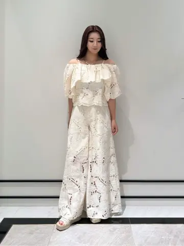 GRACE CONTINENTAL MOMOKO コーディネート画像