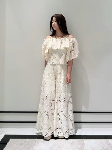 GRACE CONTINENTAL MOMOKO コーディネート画像