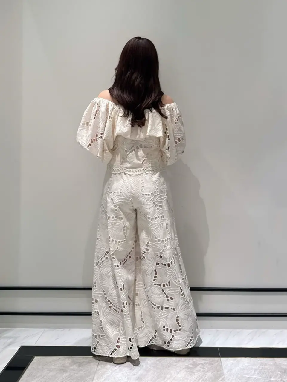 GRACE CONTINENTAL MOMOKO コーディネート画像