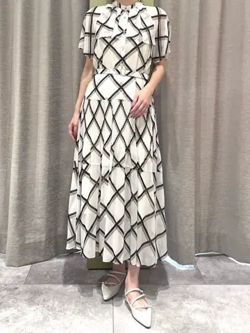 GRACE CONTINENTAL 端場　わかな コーディネート画像