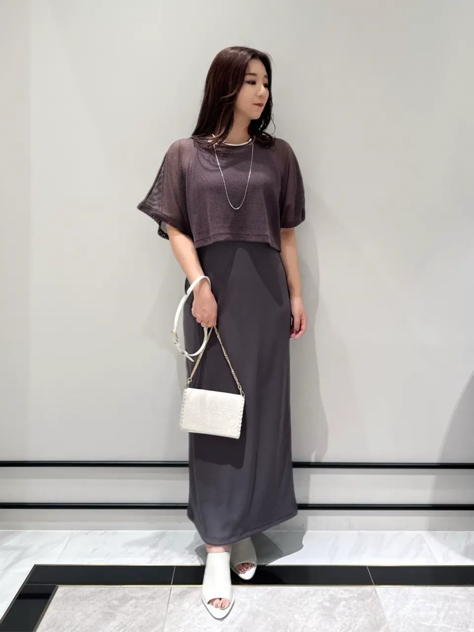 GRACE CONTINENTAL MOMOKO コーディネート画像