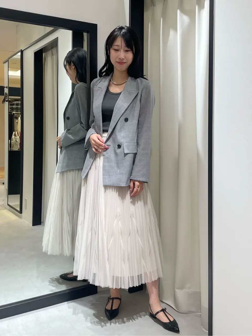 GRACE CONTINENTAL 端場　わかな コーディネート画像