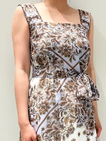 GRACE CONTINENTAL CHISAKO.S コーディネート画像