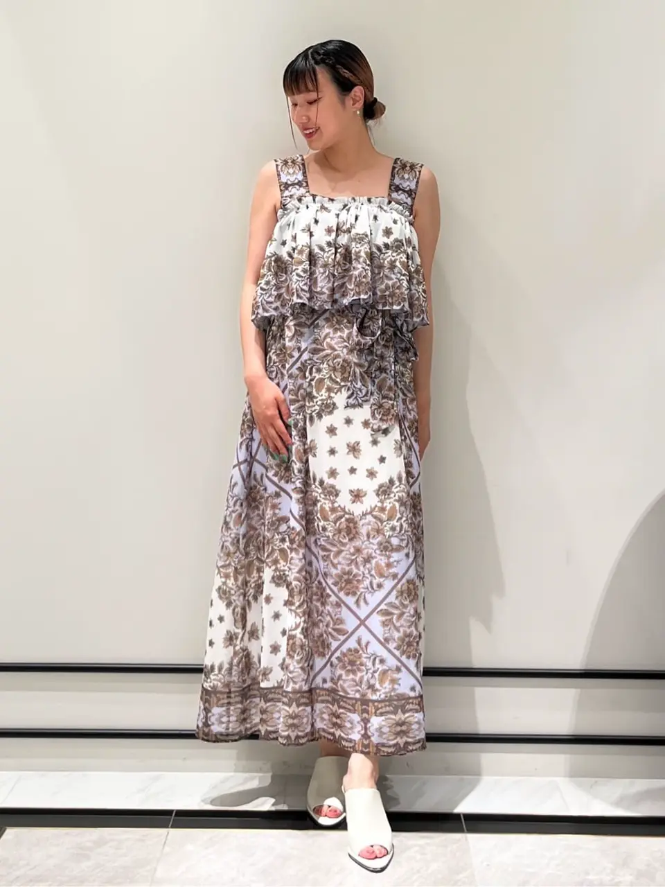 GRACE CONTINENTAL CHISAKO.S コーディネート画像